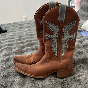 Frye Tan Leather Western Boots with Silver Details
